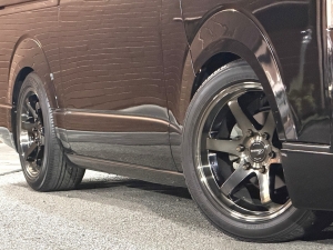 ハイエースバンアウトドア　キャンプ　車中泊　バンライフ　１BOX　ベッド　キャンピングカー