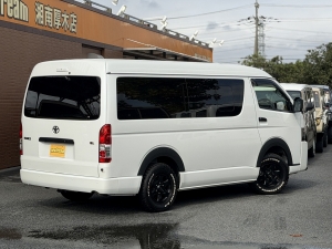 ハイエースワゴンキャンピングカー　アウトドア　レジャー　４ＷＤ　ＳＵＶ