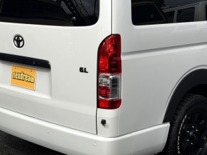 ハイエースワゴンキャンピングカー　アウトドア　レジャー　４ＷＤ　ＳＵＶ