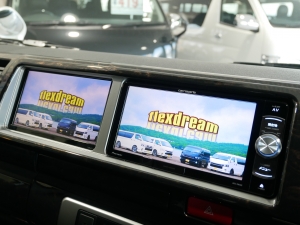 ハイエースワゴン新型　シーケンシャル　６速ＡＴ　ワゴン