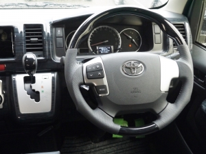 ハイエースワゴン4型新車　10人乗６AT　４ＷＤ
