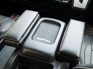 ハイエースワゴン4型新車　10人乗６AT　４ＷＤ