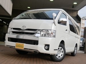 ハイエースワゴン車中泊　２段ベッド　キャンピングカー