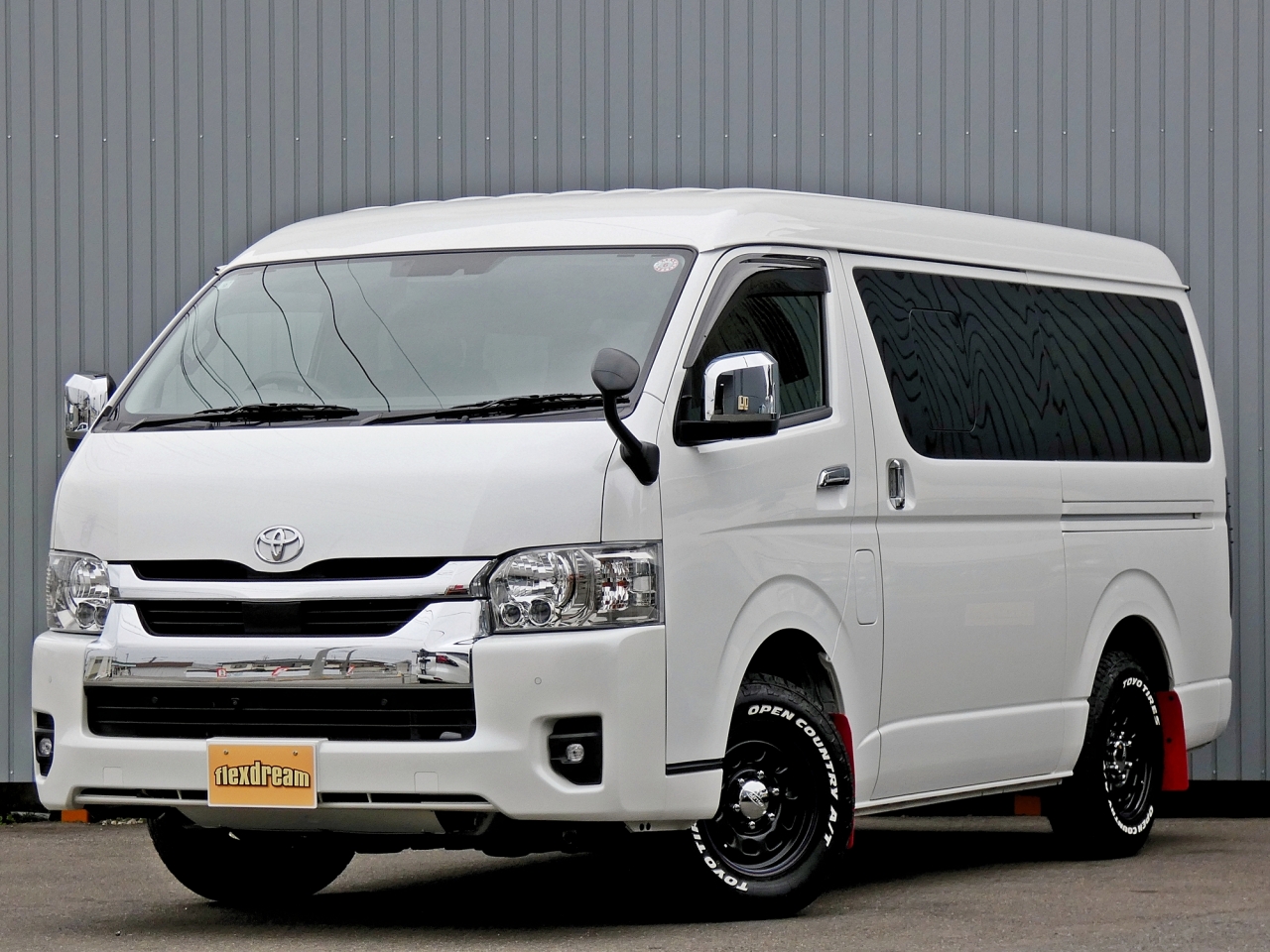 ハイエースワゴン　４ＷＤ