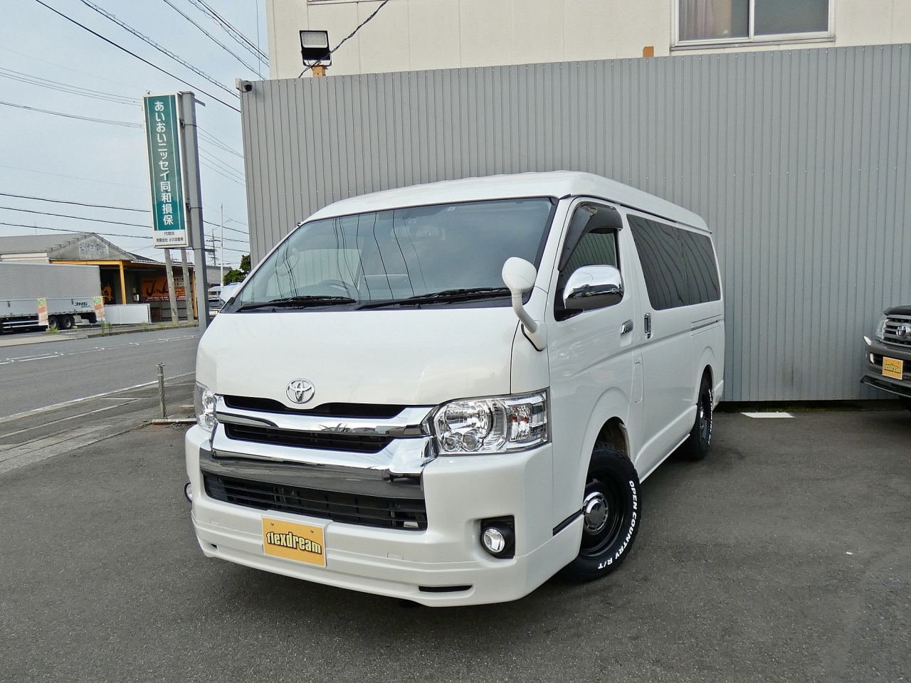 ハイエースワゴン　４ＷＤ