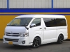 ハイエースワゴンハイエース　FD-BOX　内装架装　フルフラットベッド　REVO