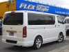 ハイエースバンTRH200V　パール　