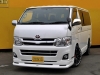 ハイエースバンバン　４ナンバー　パール　ＴＲＨ200