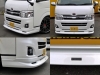 ハイエースバンバン　４ナンバー　パール　ＴＲＨ200