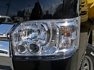 ハイエースバン４WD　ディーゼルターボ　ブラック