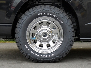 ハイエースバン４WD　ディーゼルターボ　ブラック