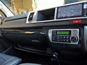 ハイエースワゴンワゴン　ＦＤ－ＢＯＸ２　内装架装