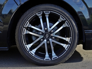 ハイエースワゴンワゴンＧＬ　ｎｅｒｕ海　車中泊　ベッド