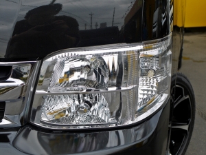 ハイエースワゴンワゴンＧＬ　ｎｅｒｕ海　車中泊　ベッド