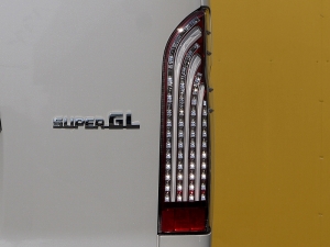 ハイエースバン特別　仕様車　バン　４ナンバー