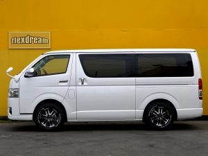 ハイエースバン特別　４ＷＤ　仕様　バン　４ナンバー
