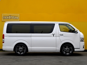 ハイエースバン特別　４ＷＤ　仕様　バン　４ナンバー