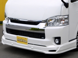 ハイエースワゴンワゴン　車中泊　カスタム　