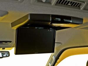 ハイエースワゴンｊ内装架装　ＦＤ－ＢＯＸ　ＲＥＶＯシート