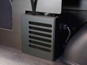 ハイエースワゴンFD-BOX 内装架装　レジャー