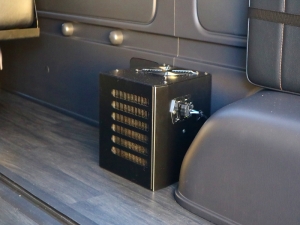 ハイエースワゴンＦＤ－ＢＯＸ　ベッドキット　車中泊　ハイエース　ＲＥＶＯ