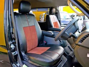 ハイエースワゴンＦＤ－ＢＯＸ　ベッドキット　車中泊　ハイエース　ＲＥＶＯ