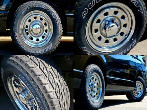 ハイエースワゴンワゴン　ＧＬ　ブラック　１０人乗り　４WD