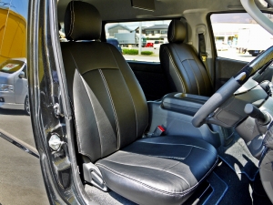 ハイエースワゴンワゴン　４ＷＤ　ＧＬ　ベッドキット