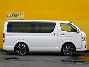 ハイエースバンハイエース　ディーゼル　４ＷＤ　スーパーＧＬ