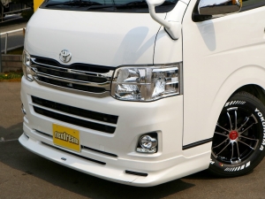ハイエースバンバン　４ナンバー　特別仕様車　