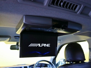 ハイエースバンバン　内装架装　ＦＤ－ＢＯＸ　車中泊