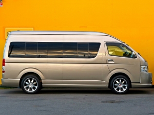 ハイエースワゴンワゴン　グラキャン　１０人乗車　