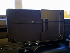 ハイエースワゴンワゴン　内装架装　FD－BOX　シートアレンジ