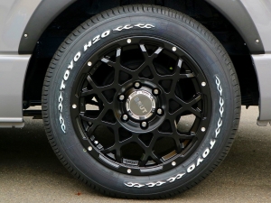 ハイエースワゴンファインテックツアラー　ワゴン　GL　FD-Classic　丸目