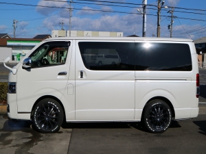 ハイエースバンバン　４ナンバー　ベッド　スーパーＧＬ　４WD