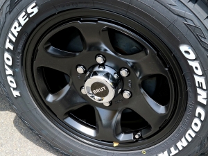 ハイエースワゴンカスタム　１０人乗り　２ＷＤ　丸目　クラシック