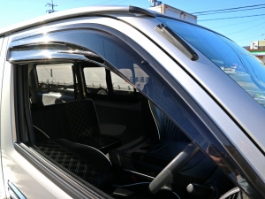 ハイエースバンハイエースバン　４ナンバー　DX　２WD
