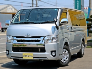 ハイエースバンハイエースバン　４ナンバー　DX　２WD