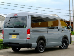 ハイエースバンバン　ディーゼル　S-GL　２WD　