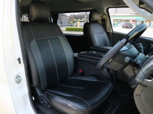 ハイエースワゴンワゴン　GL　１０人乗り　ホワイト　内装架装　ＦＤ－ＢＯＸ