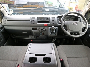ハイエースバン4ナンバー　ハイエース　バン　DX　２WD