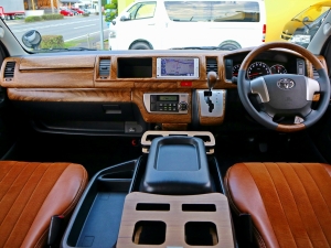 ハイエースバンワイド　Ｓ－ＧＬ　ＦＤ-ｃｌａｓｓｉｃ　丸目