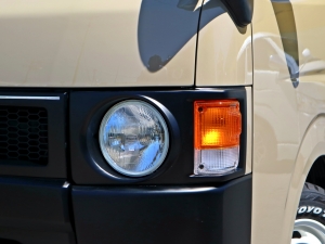 ハイエースバンバン　４ナンバー　　スーパーＧＬ　２WD
