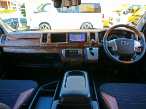 ハイエースワゴンワゴン　１０人　シルバー　GL　２WD　