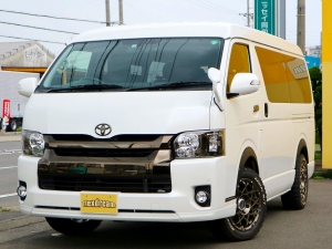 ハイエースワゴンワゴン　10人　FD-BOX　ベッド　車中泊