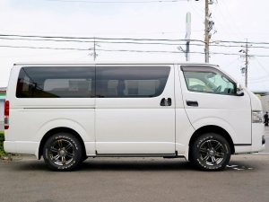 ハイエースバンバン　４ナンバー　ベッド　スーパーＧＬ