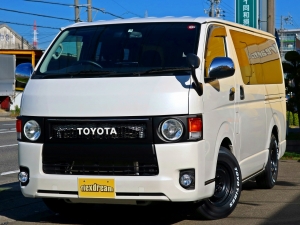 ハイエースバンバン　４ナンバー　ベッド　スーパーＧＬ