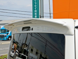 ハイエースバンバン　乗用登録　ベッド　エアロ　スティンガー