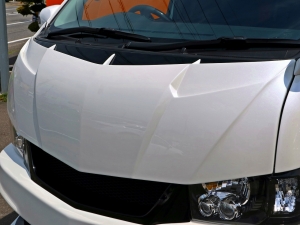 ハイエースバンバン　乗用登録　ベッド　エアロ　スティンガー