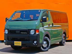 ハイエースバンアウトドア　キャンプ　車中泊　バンライフ　１BOX　ベッド　キャンピングカー